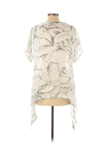 New York Yoki Collection Short Sleeve Blouse (view 2)