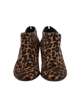 Stuart Weitzman Size 8 1/2 (view 2)