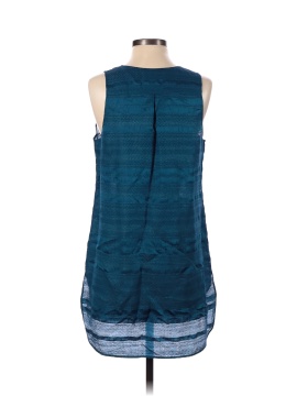 Vince. Sleeveless Blouse (view 2)