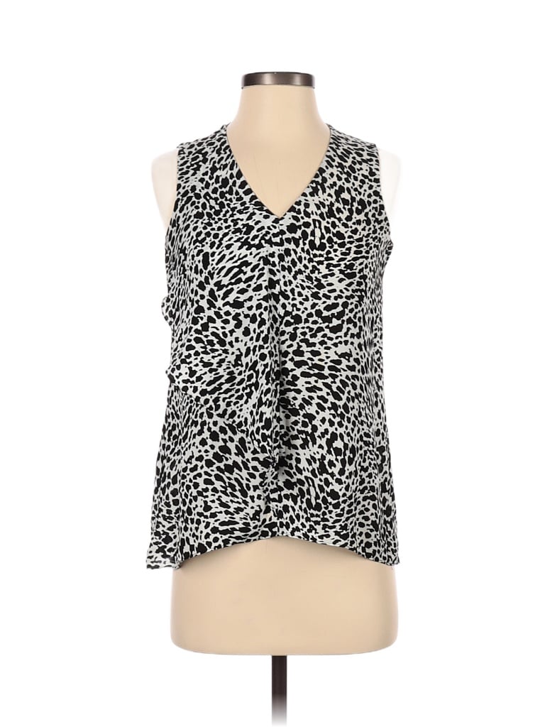 Pre-owned Vince Camuto Sleeveless Blouse In Black