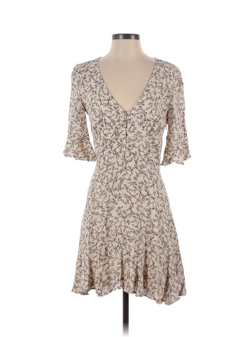 Cupcakes & Cashmere Roxbury Dress (view 1)