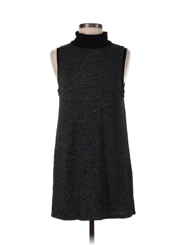 Three Dots Sleeveless T-Shirt (view 1)