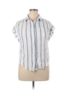 Japna Sleeveless Button-Down Shirt (view 1)