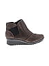 Clarks Solid Brown Ankle Boots Size 6 - photo 1