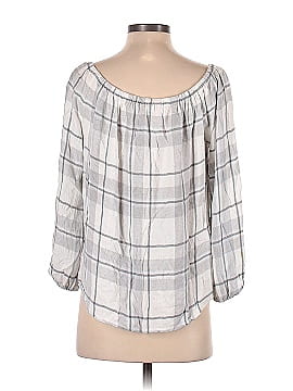 TWO by Vince Camuto Long Sleeve Blouse (view 2)