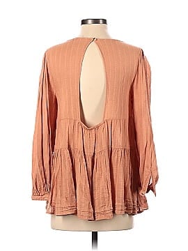 American Eagle Outfitters Long Sleeve Blouse (view 2)