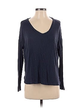 American Eagle Outfitters Pullover Sweater (view 1)