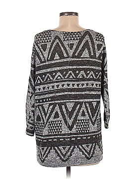 Charlotte Russe Pullover Sweater (view 2)