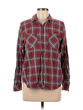 Universal Thread Long Sleeve Button-Down Shirt (view 1)