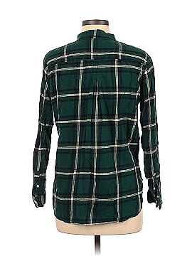 H&M Long Sleeve Button-Down Shirt (view 2)