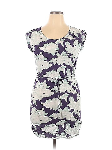 Minimum Casual Dress (view 1)