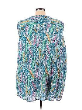 Woman Within Sleeveless Top (view 2)