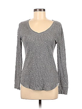 Old Navy Long Sleeve T-Shirt (view 1)