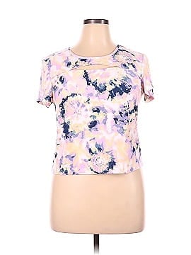 Full Circle Trends Short Sleeve Top (view 1)