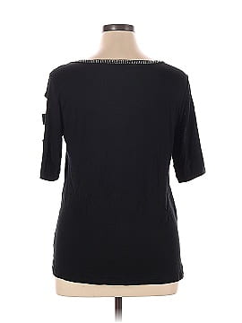 Jennifer Lopez Sleeveless Top (view 2)