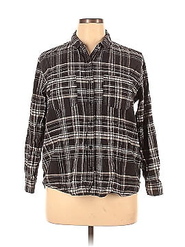 Universal Thread Long Sleeve Button-Down Shirt (view 1)