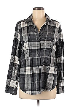 Old Navy Long Sleeve Button-Down Shirt (view 1)
