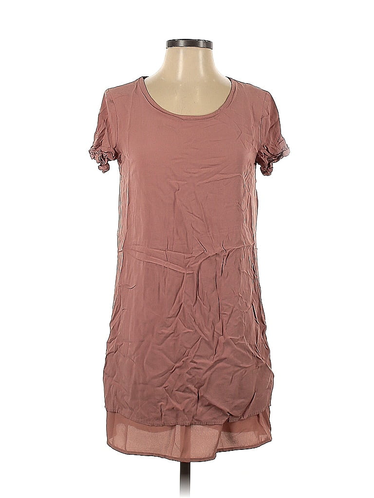 Click to view more detailed imagery on our partner's website Pre-owned Lulus Casual Dress In Pink