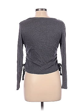LIVI Pullover Sweater (view 2)