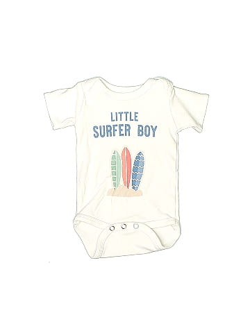 Laughing Giraffe Short Sleeve Onesie (view 1)