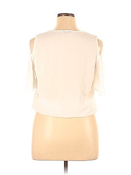 Veronica M. Short Sleeve Blouse (view 2)