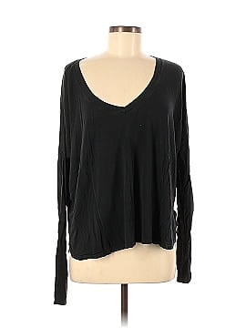 Brandy Melville Long Sleeve T-Shirt (view 1)