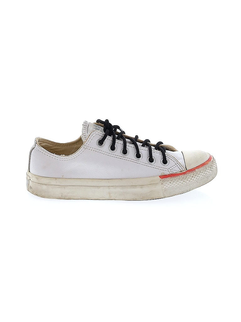 Converse White Sneakers Size 7 - photo 1