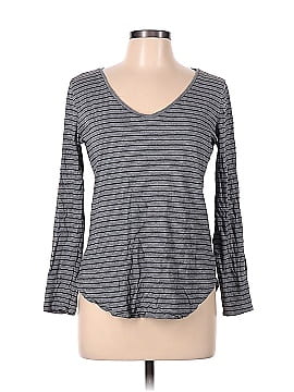 Old Navy Long Sleeve T-Shirt (view 1)