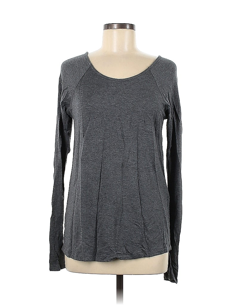Pre-owned Market & Spruce Long Sleeve T-shirt In Gray
