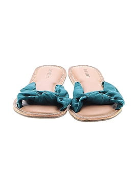 Old Navy Sandals (view 2)