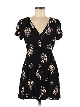 Abercrombie & Fitch Casual Dress (view 1)