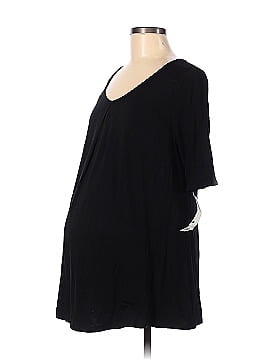 Liz Lange Maternity Short Sleeve T-Shirt (view 1)