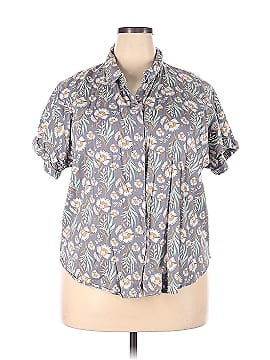 Universal Thread Short Sleeve Button-Down Shirt (view 1)