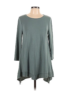 https://www.thredup.com/product/women-viscose-cupio-teal-pullover-sweater/153240018?query_idu003d821115631201796096u0026result_idu003d821115631730278400