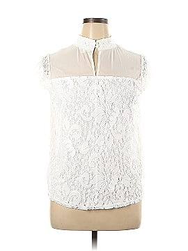 Eve & Maddie Short Sleeve Blouse (view 1)
