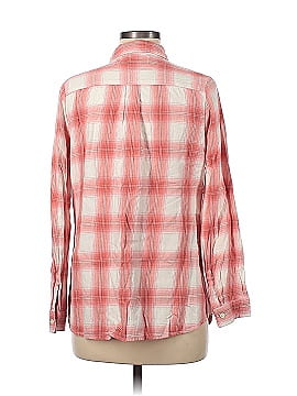 Old Navy - Maternity Long Sleeve Button-Down Shirt (view 2)