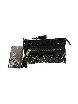 Check it out -- Dooney & Bourke Clutch for $38.99 on thredUP!