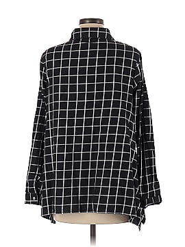 The Limited Long Sleeve Button-Down Shirt (view 2)