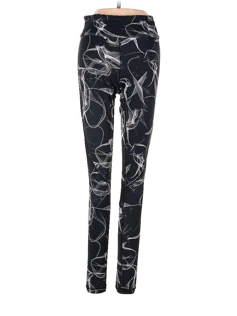 Click to view more detailed imagery on our partner's website Pre-owned Alala Active Pants In Black