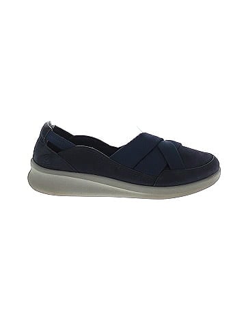 Clarks navy sale cloudsteppers