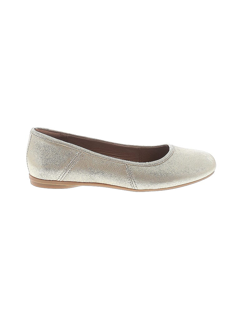 Clarks Gray Ivory Flats Size 9 1/2 - 70% off | thredUP