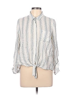 Hem & Thread 3/4 Sleeve Button-Down Shirt (view 1)