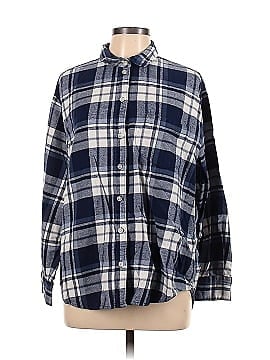 Old Navy Long Sleeve Button-Down Shirt (view 1)