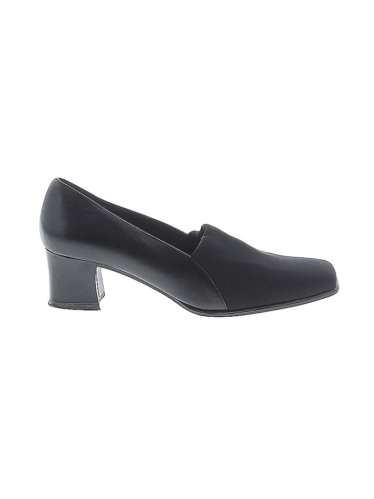 naturalizer black heels
