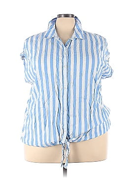 Old Navy Plus Short Sleeve Button-Down Shirt (view 1)