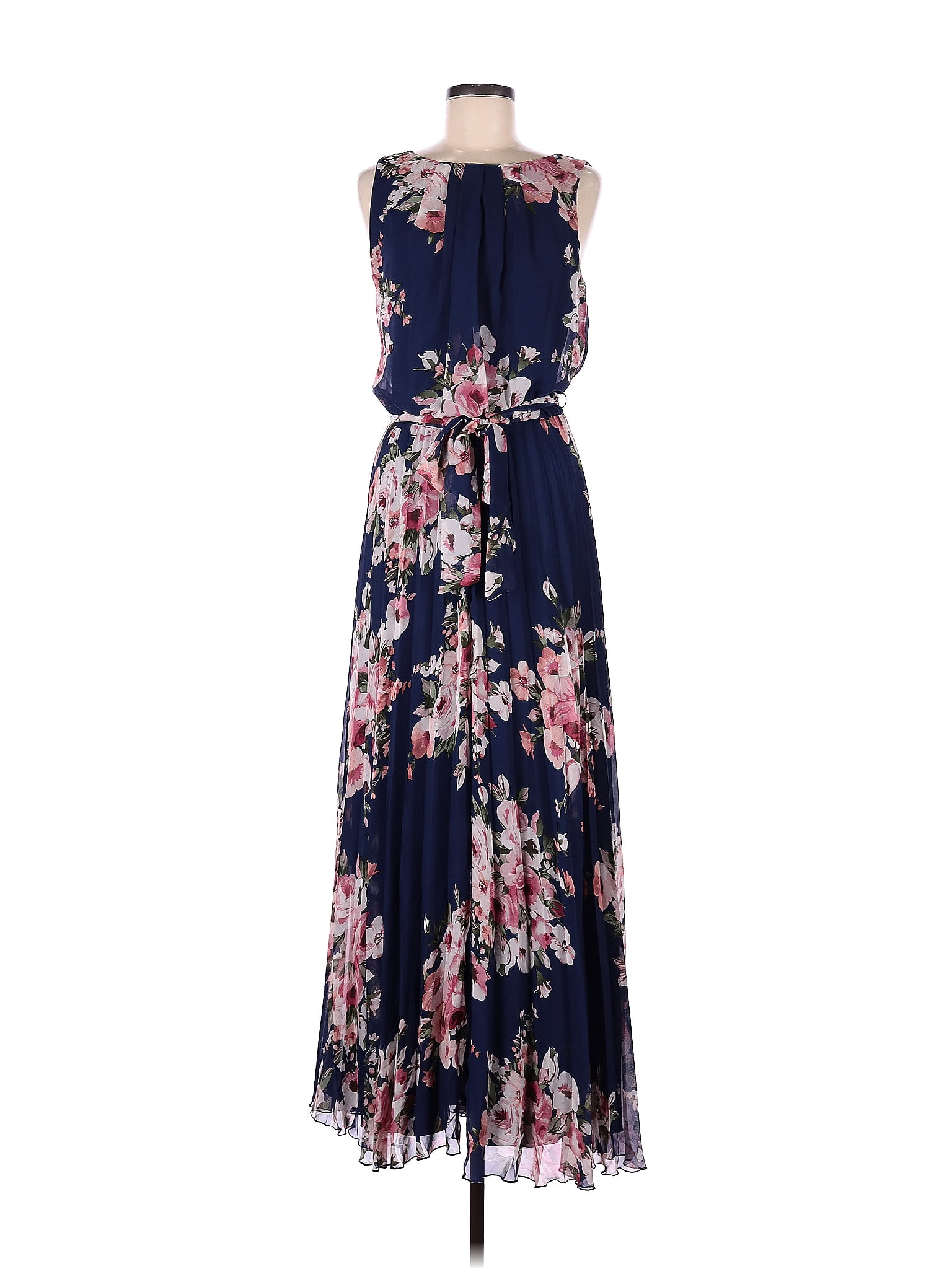 Premier amour sleeveless floral maxi outlet dress