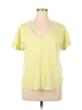 24/7 Maurices Short Sleeve T-Shirt (view 1)