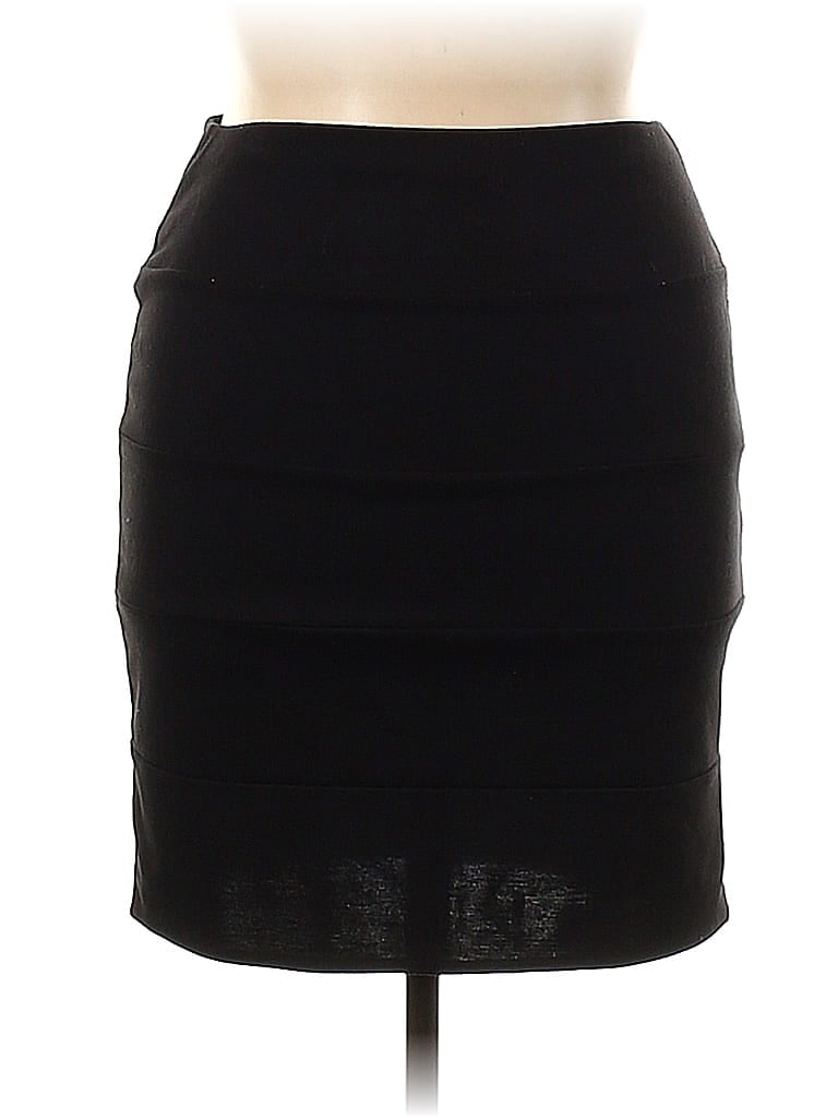 Click to view more detailed imagery on our partner's website Pre-owned Ny Collection Casual Skirt In Black
