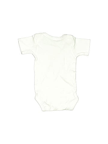 Laughing Giraffe Short Sleeve Onesie (view 2)