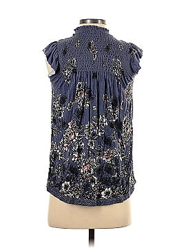 Rewind Short Sleeve Top (view 2)